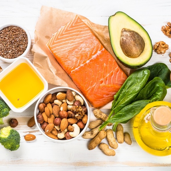 Dieta antycellulitowa – co jeść, a z czego zrezygnować?
