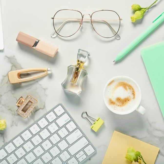 Damskie perfumy do biura – jakie wybrać?