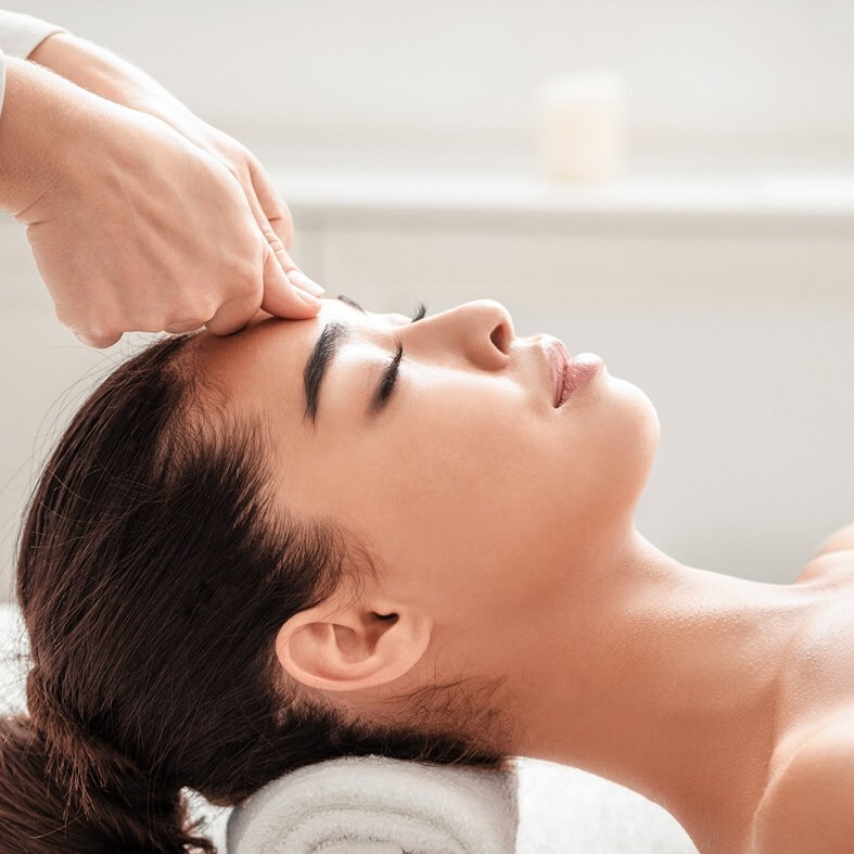 Masaż Korugi – koreański rytuał liftingu i odmłodzenia twarzy