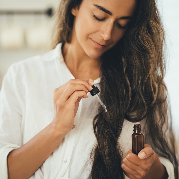 Olej migdałowy do włosów – naturalna pielęgnacja krok po kroku