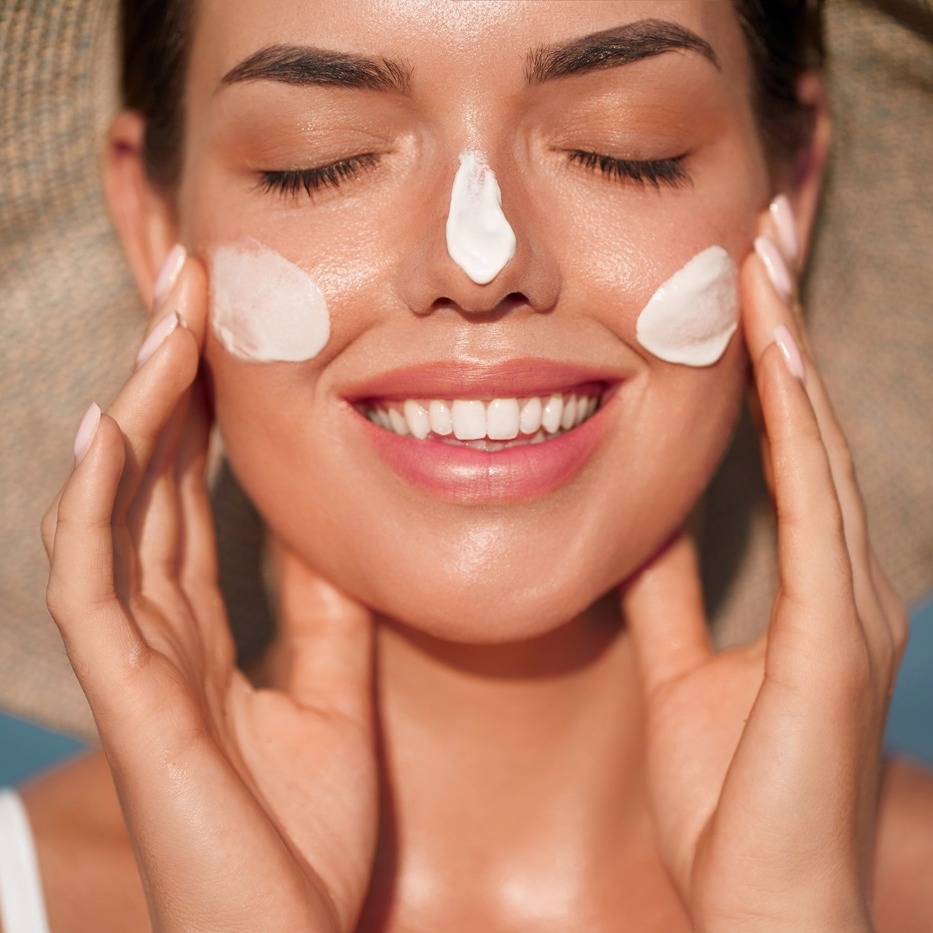 Najlepszy SPF 50 do twarzy – ranking TOP 10 kremów z filtrem