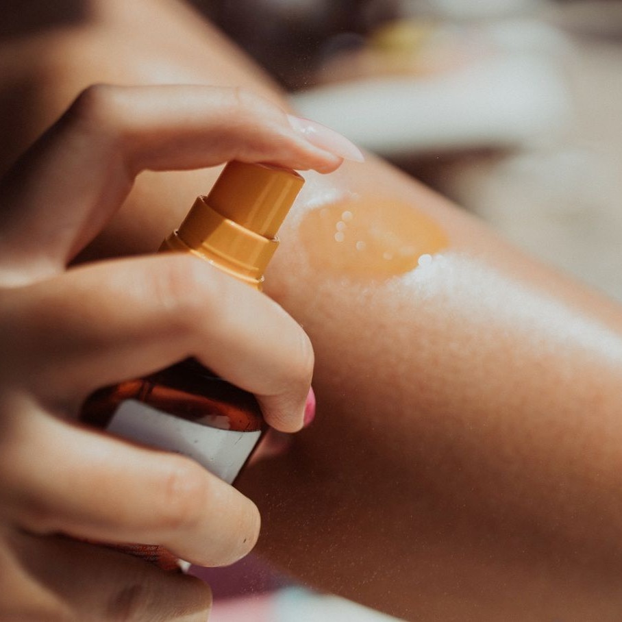 Jak wybrać najlepszy balsam brązujący? Uzyskaj piękną opaleniznę bez słońca! 