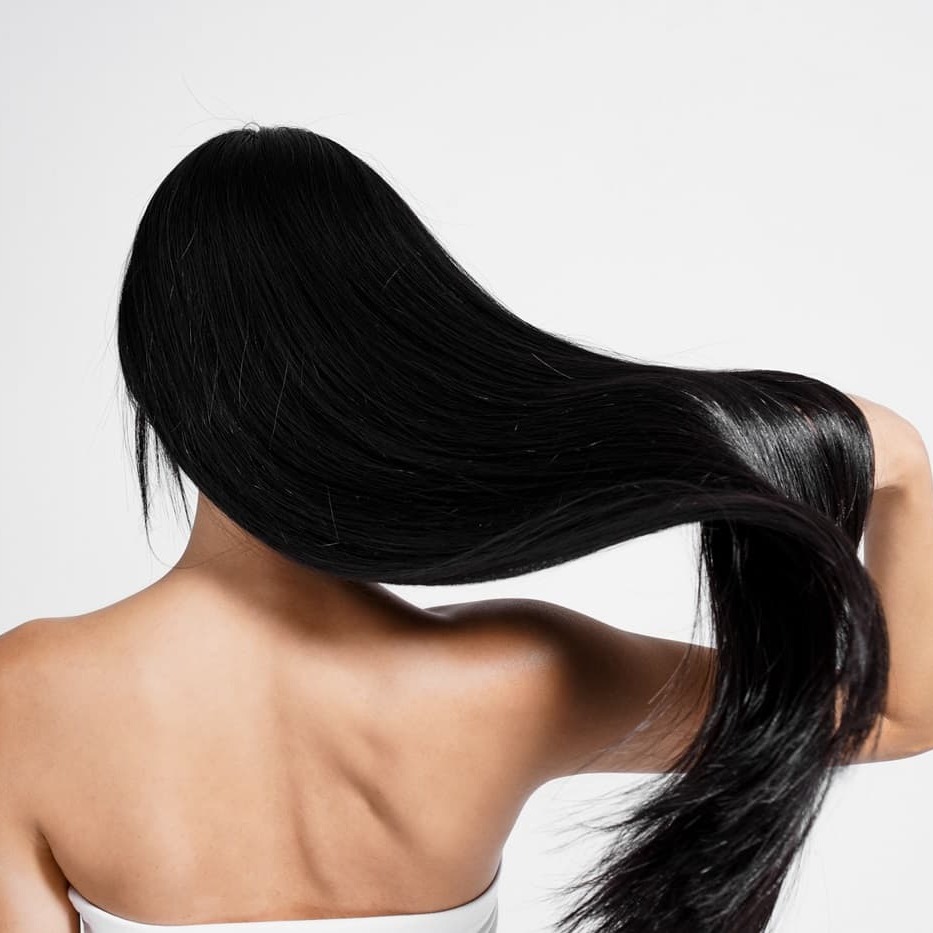 Koreańska pielęgnacja włosów – sekret gładkich i lśniących pasm