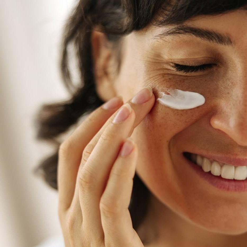 Anti-aging na nowo, czyli jak świadomie dbać o skórę w rytmie slow i smart 