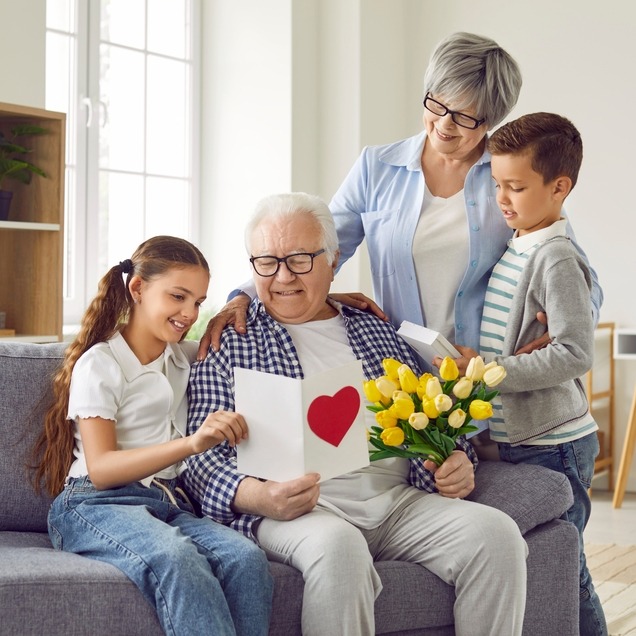 Perfumy dla Dziadka – jak wybrać elegancki i ponadczasowy zapach?