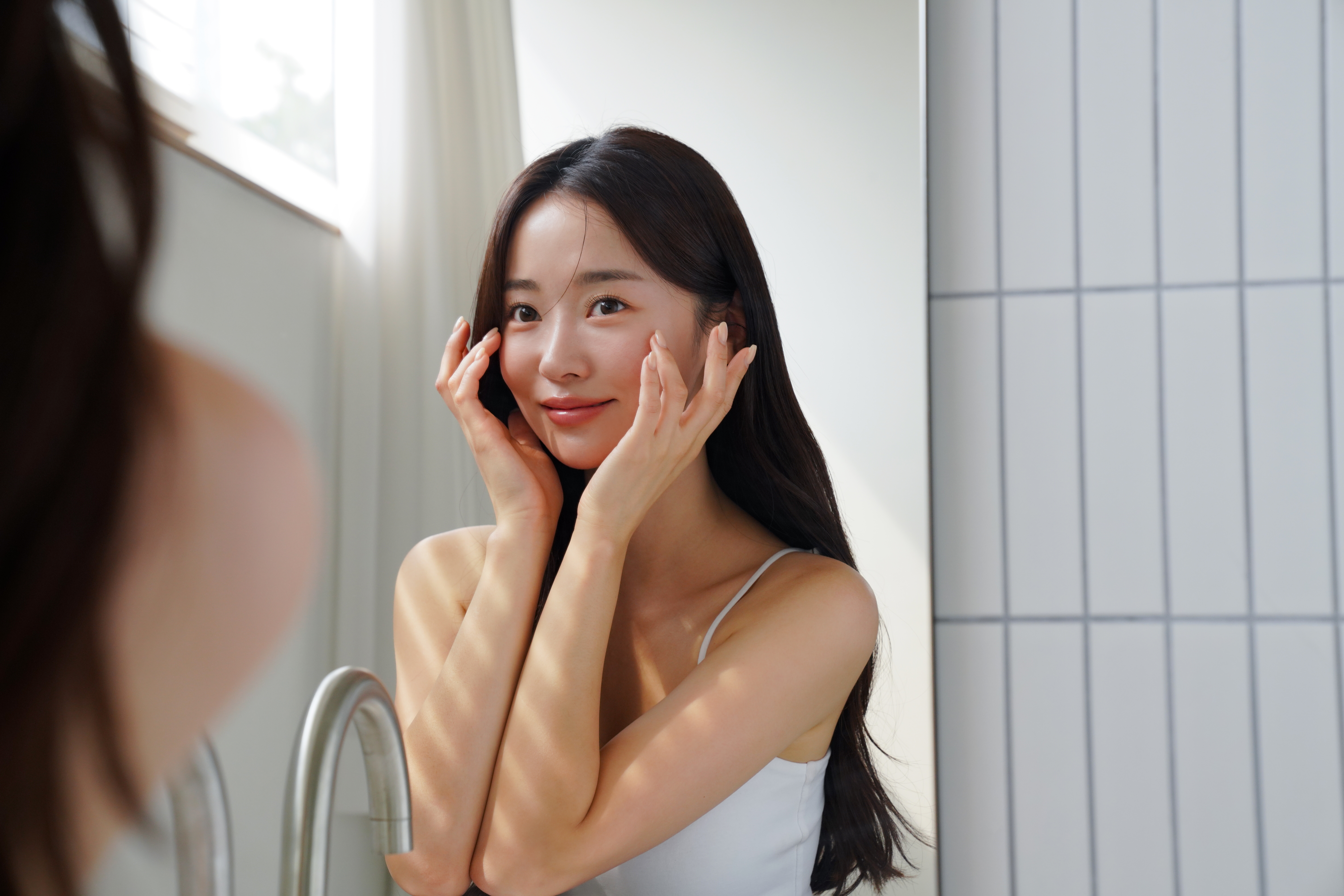 Japonka z pięknymi włosami po pielęgnacji