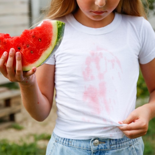 Plamy z arbuza – jak je usunąć?