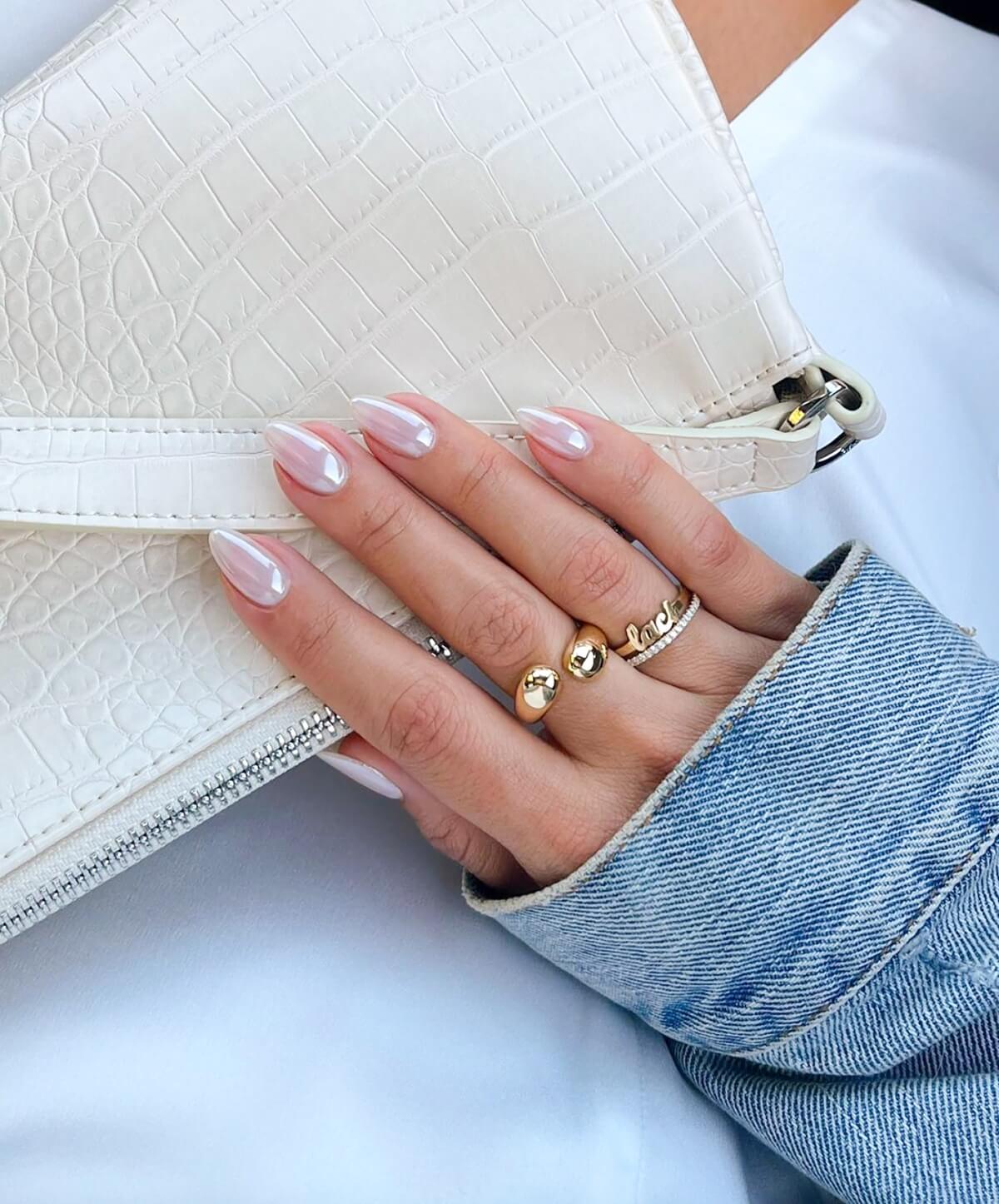 Delikatne iced nails