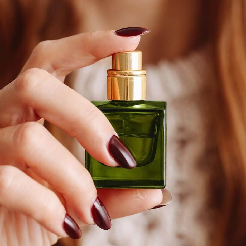 Perfumy z zieloną herbatą – przegląd perfum o zapachu zielonej herbaty