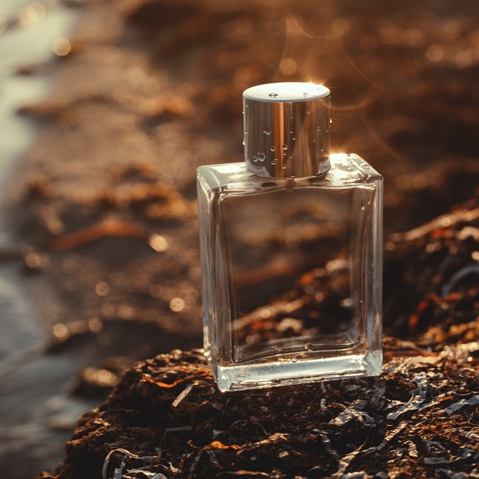 Czyste, zmysłowe, wyraziste – poznaj perfumy piżmowe 
