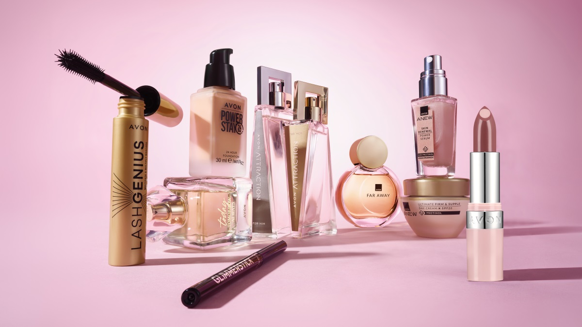 Chcesz coś z Avonu? 65 kultowych produktów marki Avon znajdziesz w Rossmannie!  