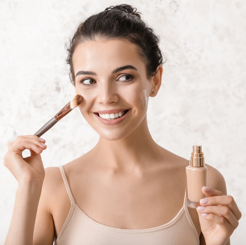 Najlepszy podkład nawilżający – ranking 2026. Podpowiadamy, co wybrać!  