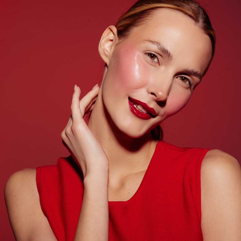 Blush blocking - trend, w którym róż gra pierwsze skrzypce