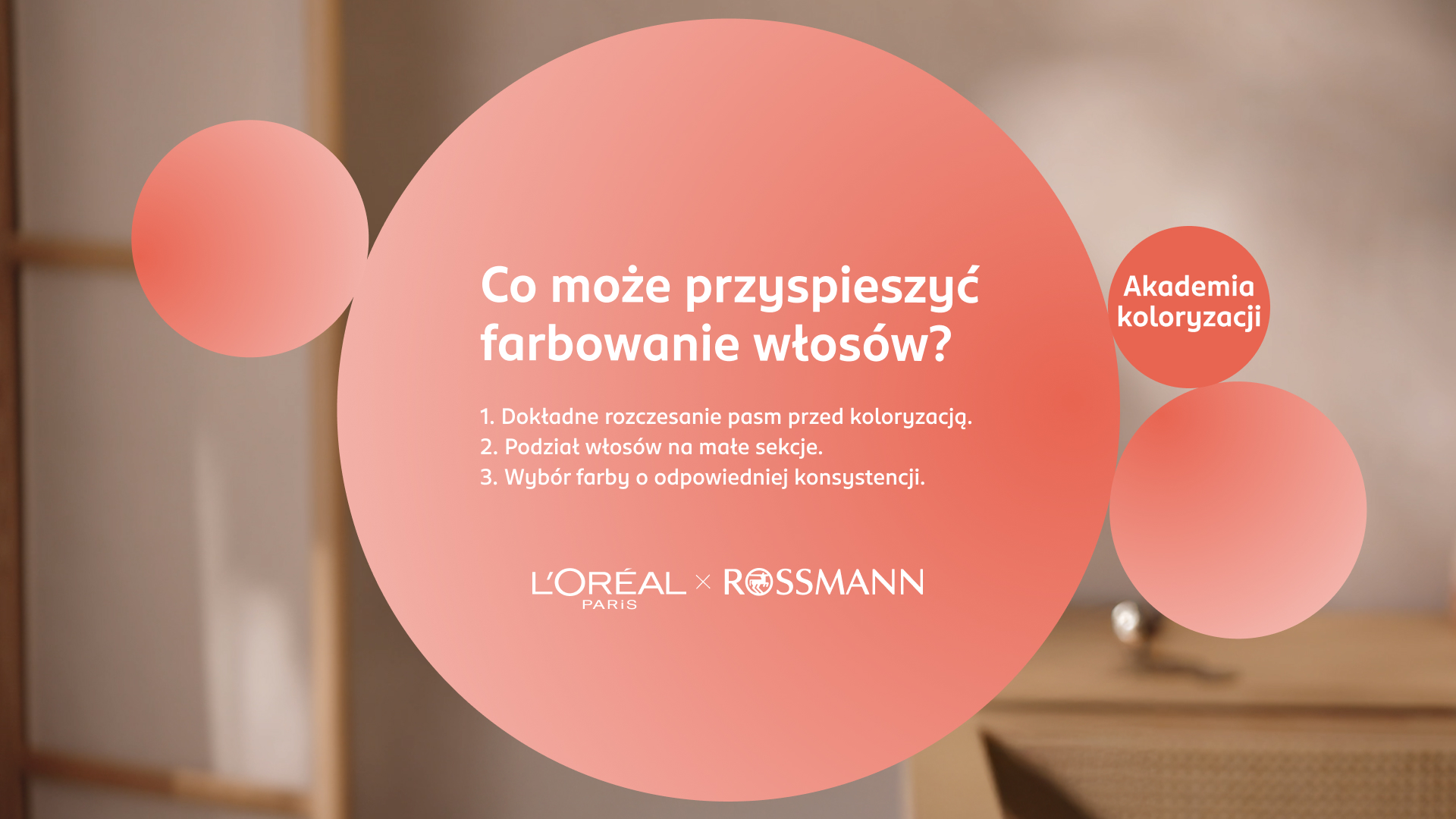Infografika Akademii Koloryzacji dotycząca czynności, które mogą przyspieszyć farbowanie włosów.