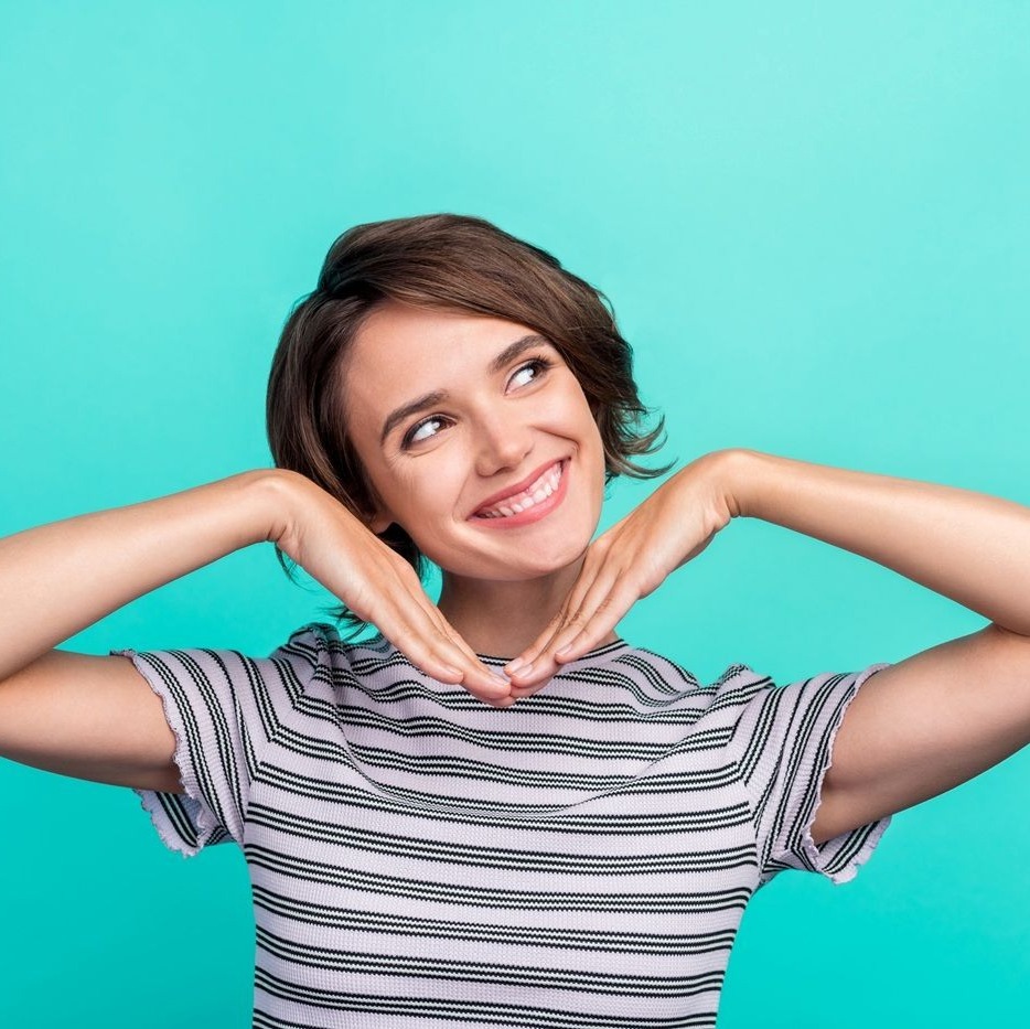 Jak dobrać kolor włosów, który naprawdę do Ciebie pasuje?